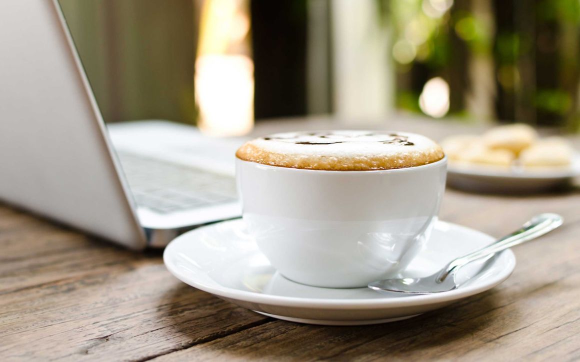 Cafetera automática de espresso prima latte cápsulas