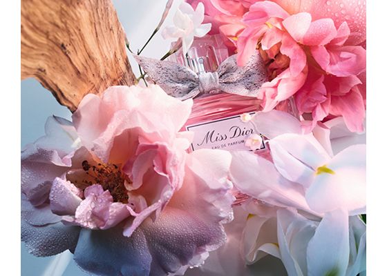 Miss Dior, Dior, fragancias femeninas, perfume mujer, perfume, fragancia, locion, locion mujer, fragancia mujer, perfumes mujer, perfume floral, fragancia floral, locion floral, floral, lociones, Miss, lociones orginales, perfumes originales