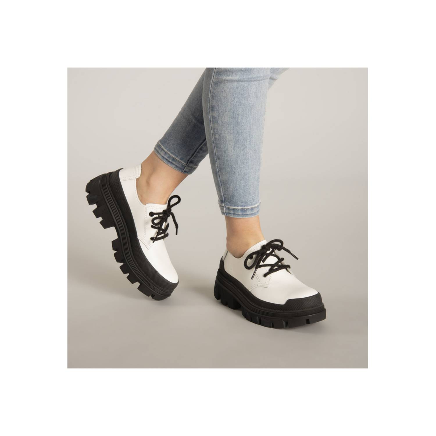 CAT Zapato Mujer Hardwear Oxford Blanco CAT falabella