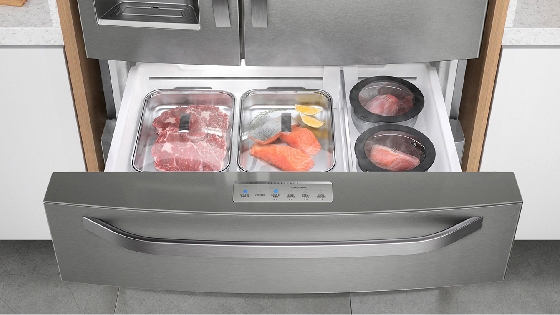 El refrigerador Advantage Plus 7790 es el único con cajón Flexispace, que puede ser usado como freezer o refrigerador 