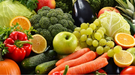 El refrigerador Advantage Plus 7790 preserva la frescura de las frutas y verduras.