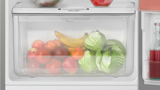 El refrigerador Advantage 5300E contiene un verdulero de gran capacidad para almacenar todos tus alimentos manteniendo su frescura