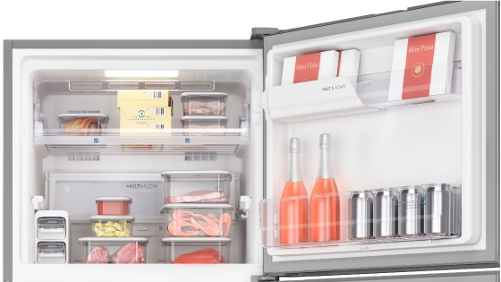 El refrigerador Top Mount con el freezer más grande del mercado* con el refrigerador Fensa DF56S