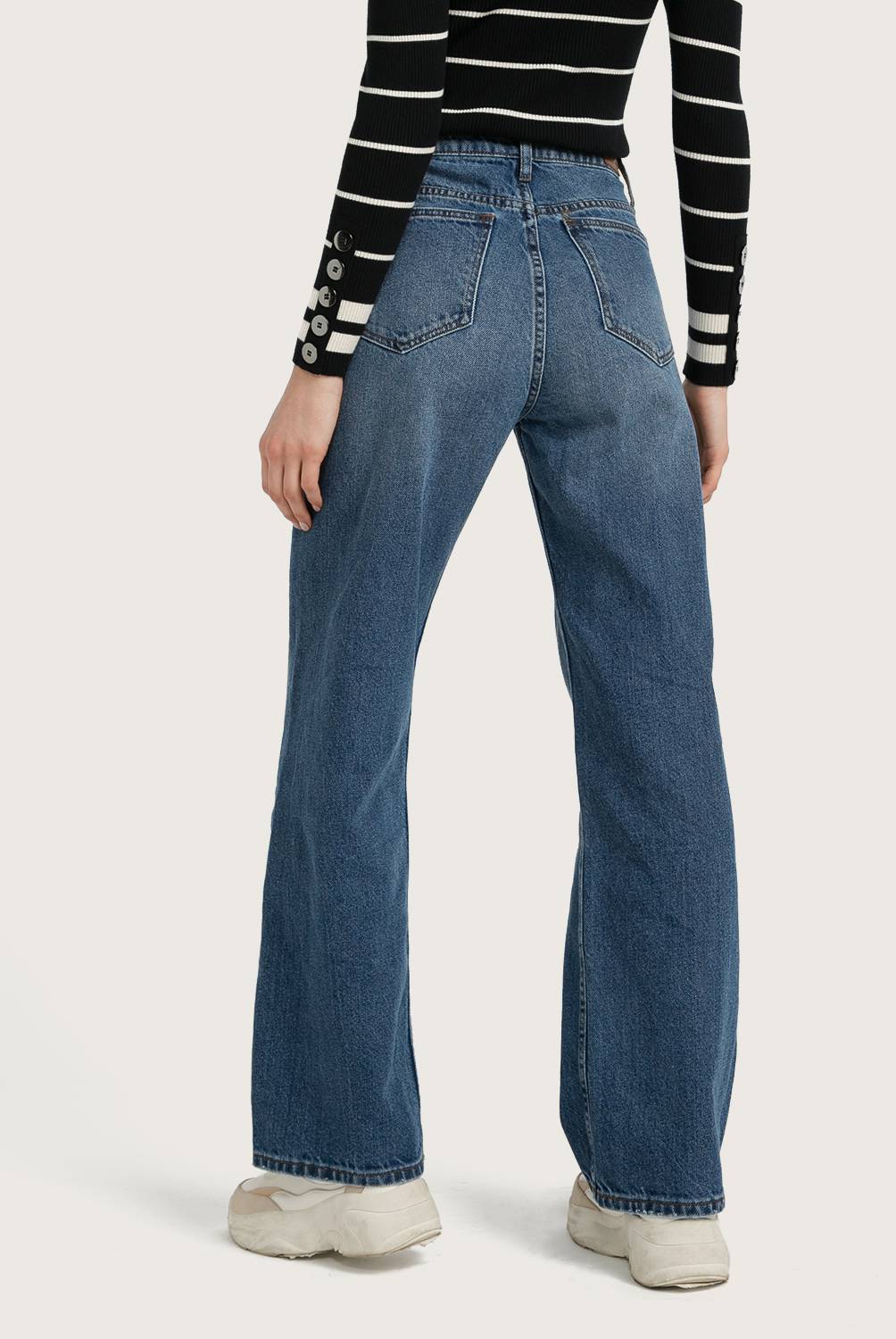 BASEMENT - Jeans Flare Tiro Alto Mujer