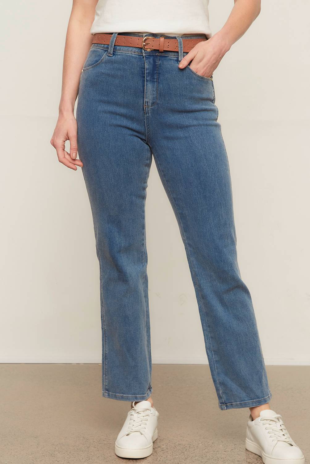 NEWPORT - Jeans Recto Tiro Alto Mujer Newport