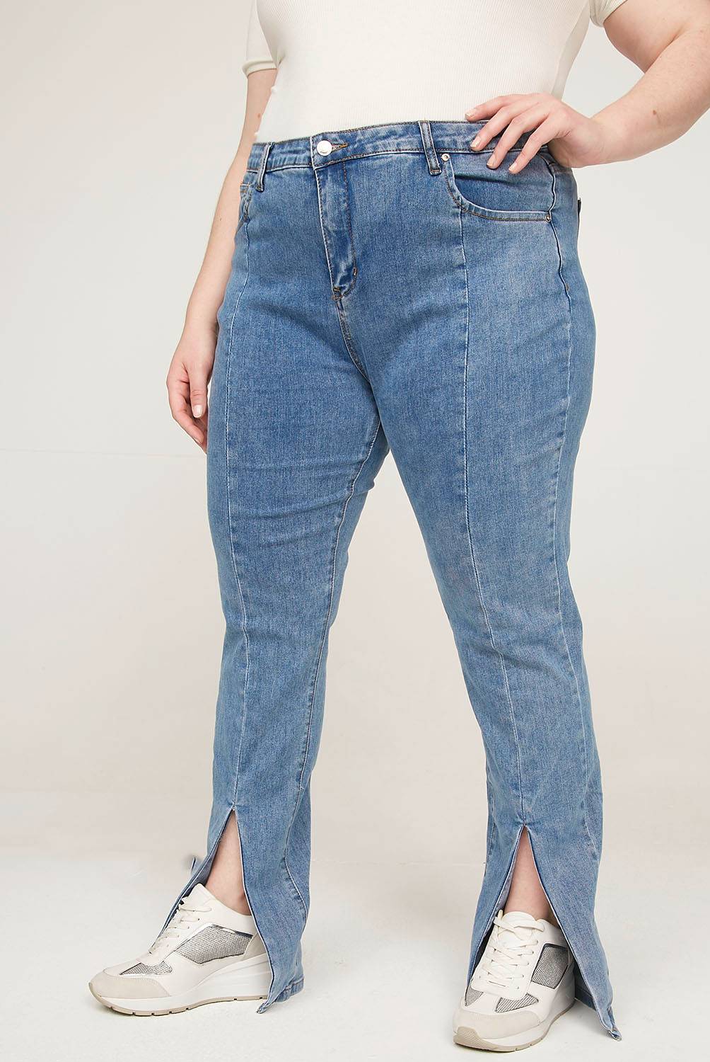 Jeans Mujer: Tiro alto, flare, mom y más