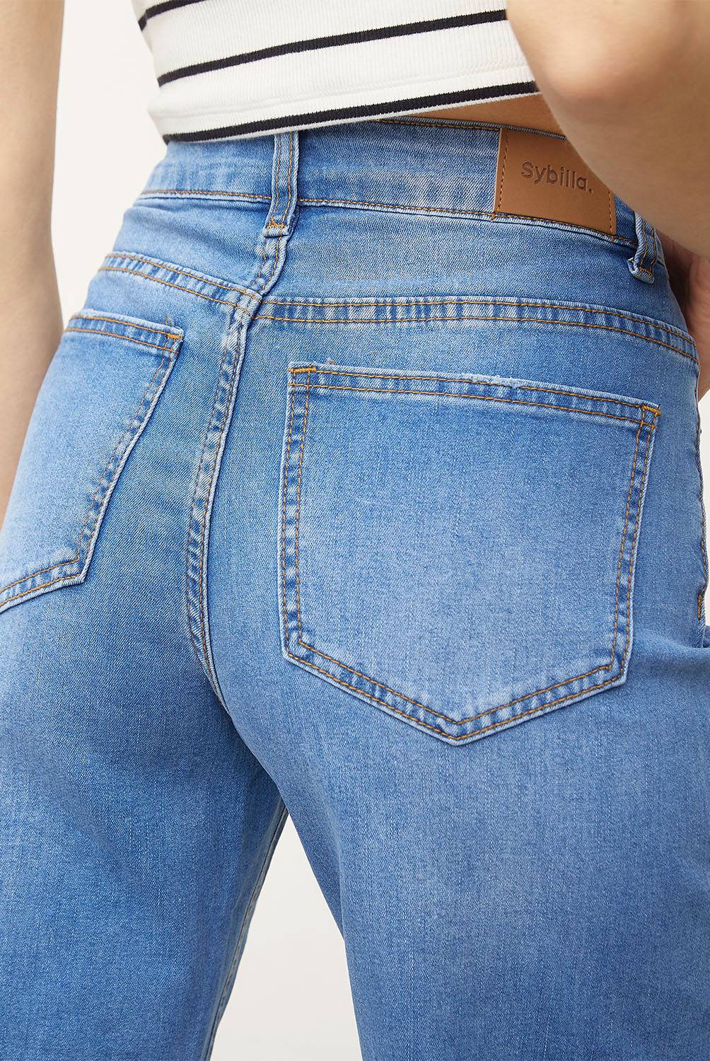 SYBILLA Jeans Cropped Tiro Alto Mujer Sybilla