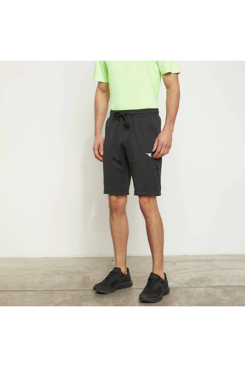 Short Deportivo Hombre DIADORA