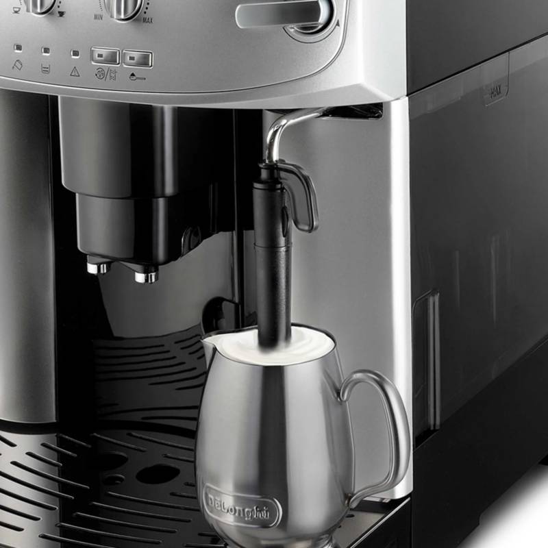 Cafetera De Longhi Superautomatica Caffe Venezzia ESAM 2200S