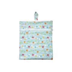 GREEN SPROUTS - Bolso Impermeable Celeste Sea Friends