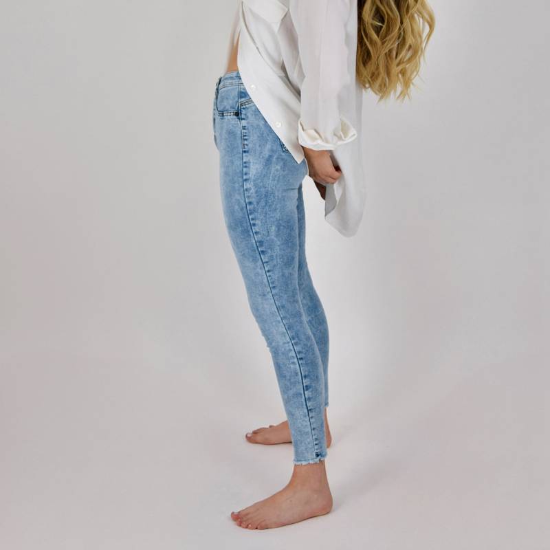 Jeans de mujer skinny azul nevado Msco Jeans GENERICO