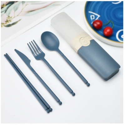 becool.productos - Set de cubiertos, tamaño ideal para la lonchera! Incluye  estuche de neopreno, tenedor y cuchara de acero inox. #setdecubiertos  #setdecubiertosportatiles #setdecubiertosparaniños #backtoschool  #accesoriosparaloncheras