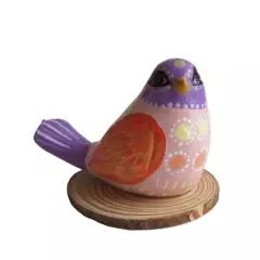 CREA TALLER - Pájaro decorativo con base de madera morado