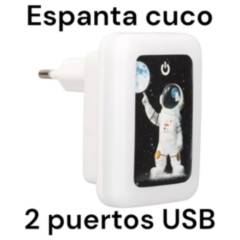 UNIVERSAL - ESPANTACUCO ENCHUFE 2 PUERTOS USB ASTRONAUTA 2731016