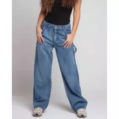 MOMCHIC - Jeans  flow fit azul