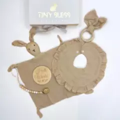 TINY LOVE - Baby Gift Box de Tiny Bless® Set De Regalo Exclusivo Bebé Color BEIGE
