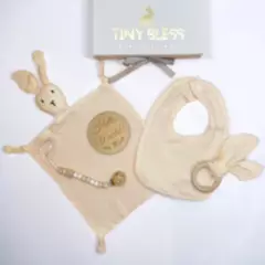 TINY LOVE - Baby Gift Box de Tiny Bless® Set De Regalo Exclusivo Bebé Color CAQUI
