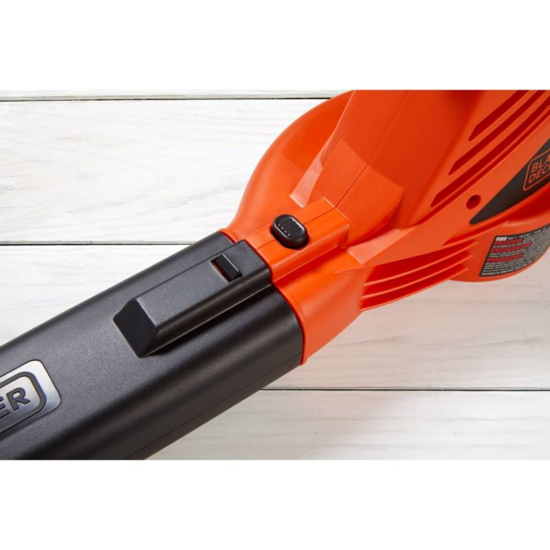 BLACK DECKER Soplador El ctrico 840W 290km h BLACK DECKER LB700