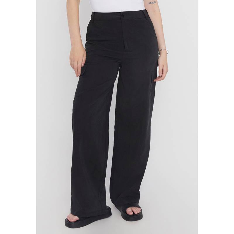 Pantalón Mujer Cargo Satín Negro Corona