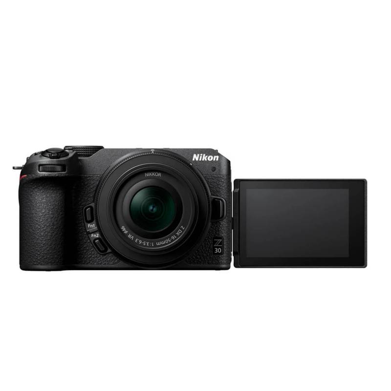 Nikon D7500 con lente 18-140mm + Memoria 64Gb + Maletín