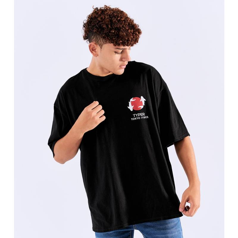 Camiseta Oversize Hombre Typer. TYPER