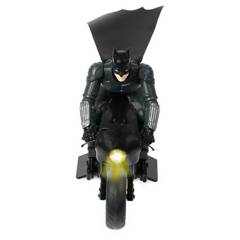 BATMAN - Auto de juguete básico Batman La Película Batimovil Radio Control