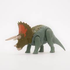 JURASSIC WORLD - Dinosaurio de juguete Jurassic World Triceratops Ruge Ataca