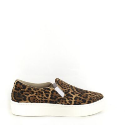 tenis leopardo