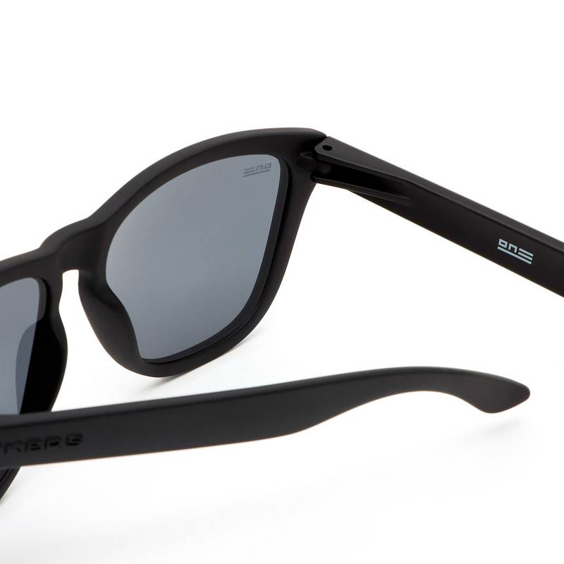 Lentes de Sol para Mujer Y Hombre Carbon Black Dark One Hawkers