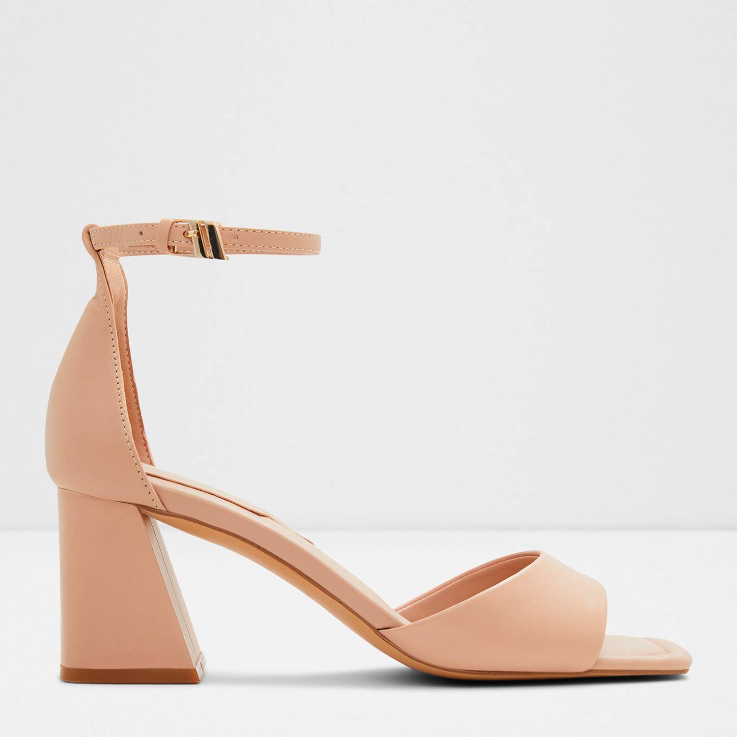 Sandalias para Mujer con tac n grueso. Sandalias Aldo nude de moda