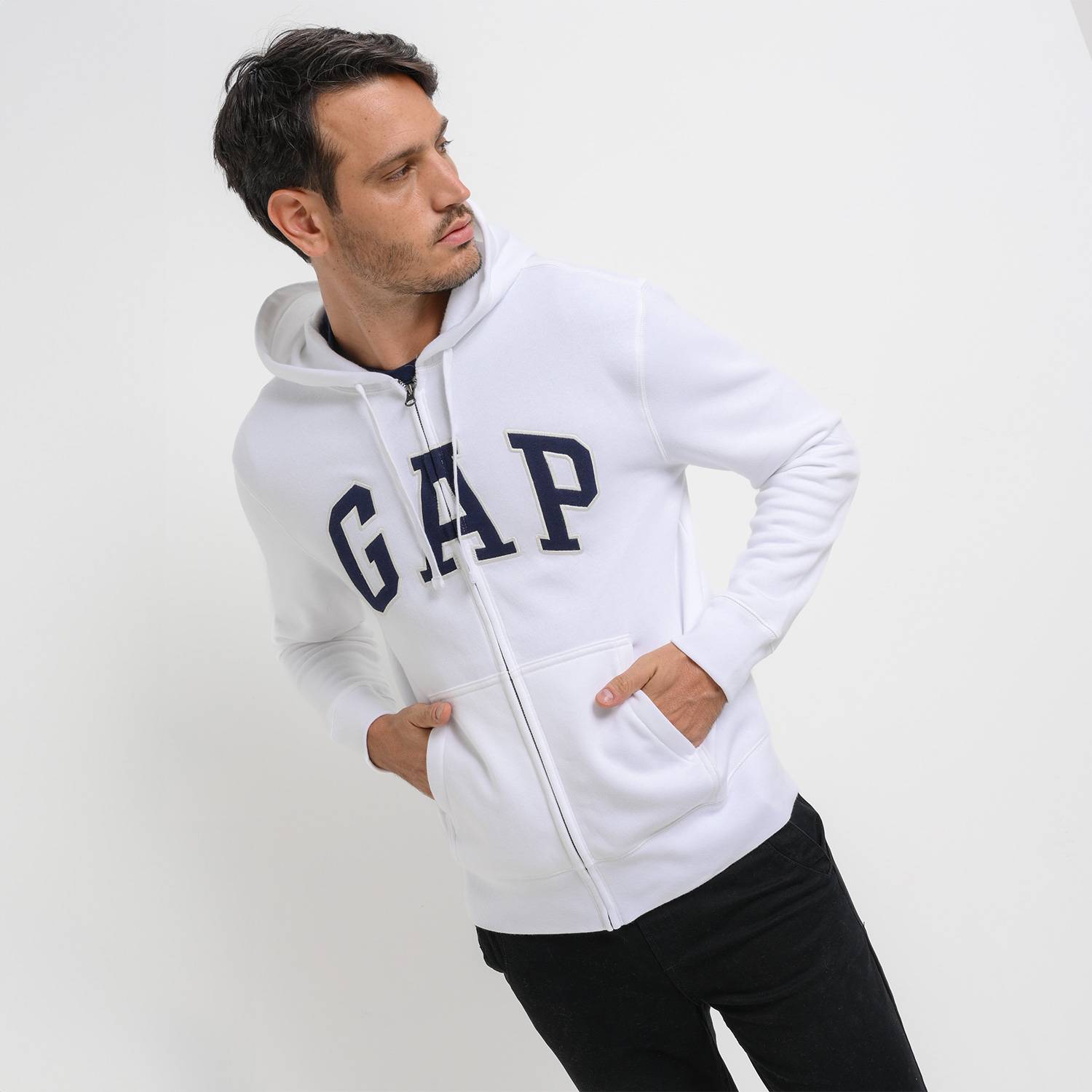 GAP - Hombre  Disponible hasta el 20 nov