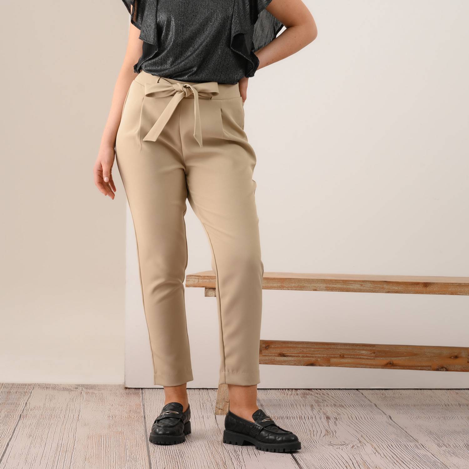 Pantalon tiro alto online recto