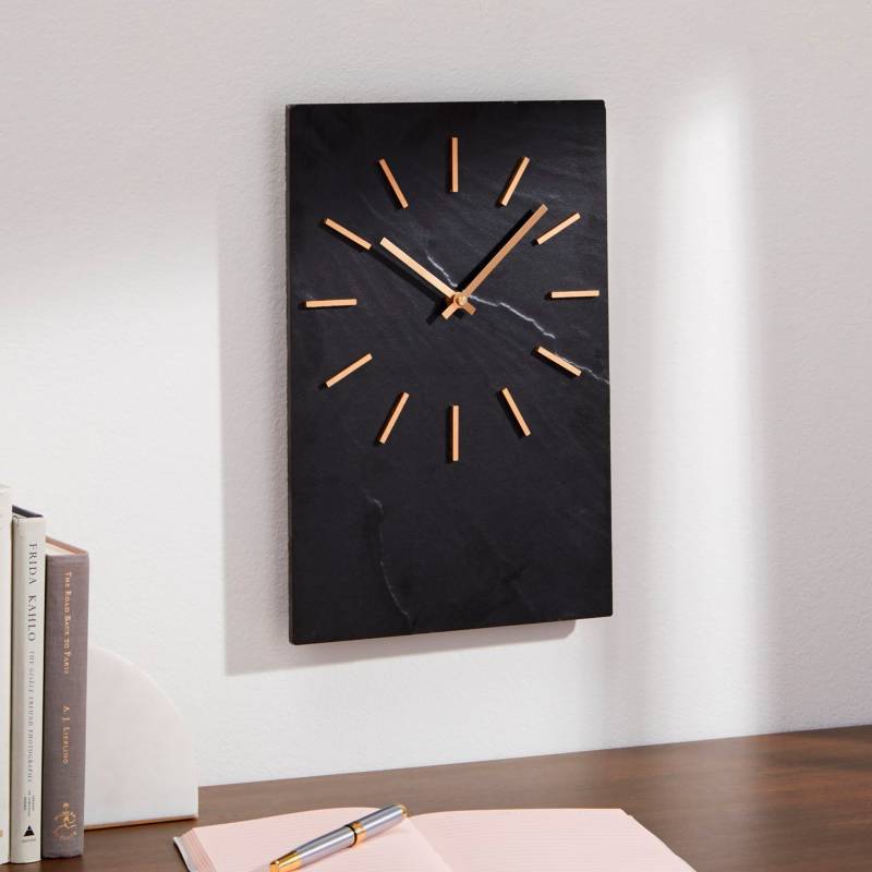 CRATE & BARREL - Reloj de Pared Slater en Piedra 25 x 38 cm