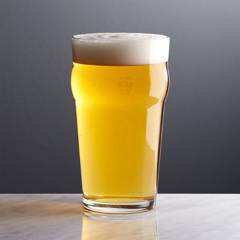 CRATE & BARREL - Vaso de Cerveza Pint Crown en Vidrio 591 ml