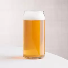 CRATE & BARREL - Vaso de Cerveza Alto Can en Vidrio 621 ml