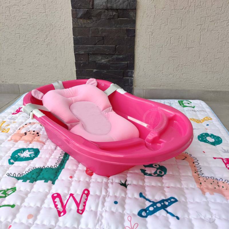 Bañera tina para bebe marca induhogar mas cojin color rosa