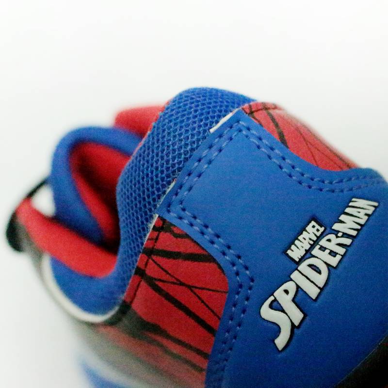 SPIDER-MAN Zapatilla Futbol Niño Spider-Man azul