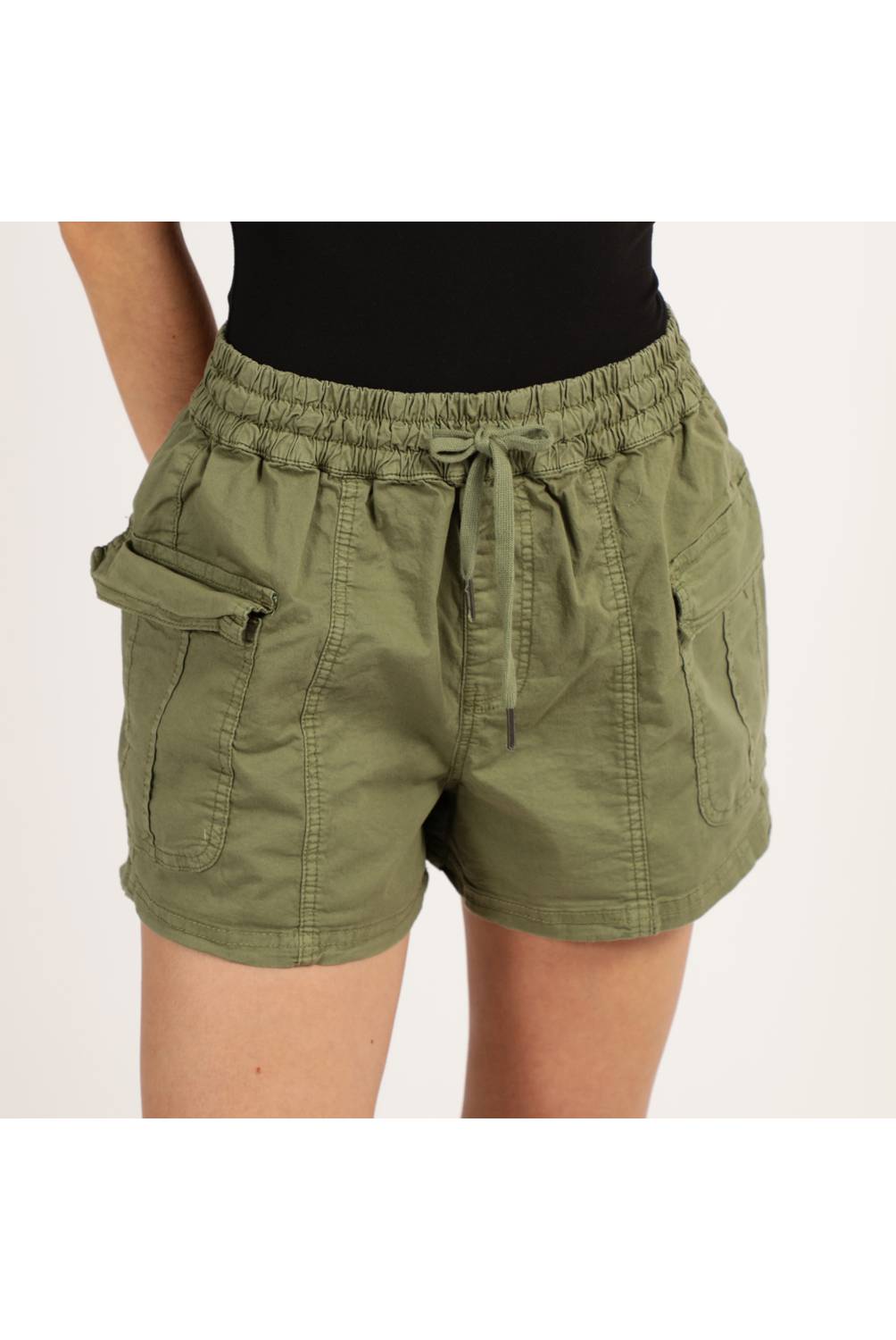 Short best sale cargo mujer