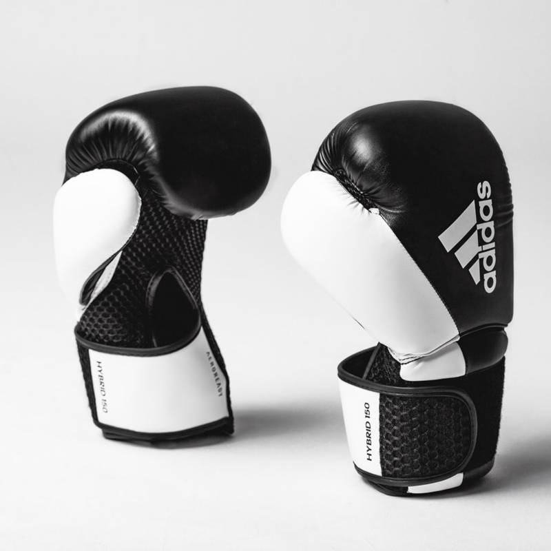 GUANTES DE BOXEO MAKOTO BASIC BLANCO/PLATEADO 14OZ