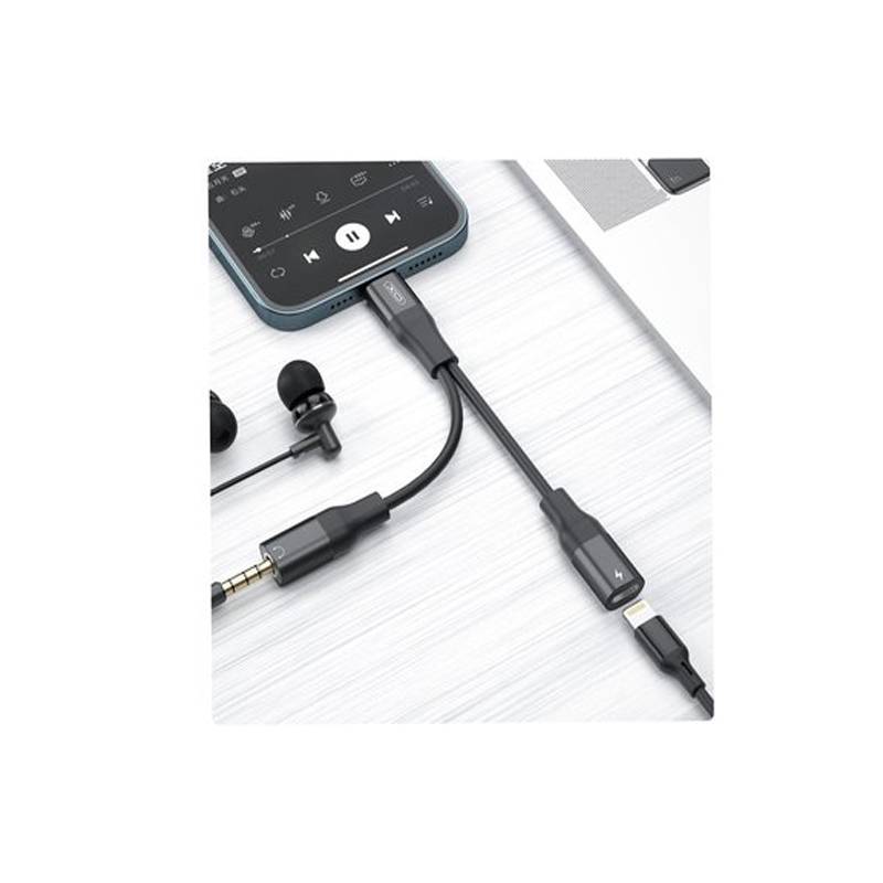 Adaptador Lightning a Audio 3.5mm y Carga - Negro