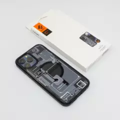 SPIGEN - Case Spigen para iPhone 14 Zero One con Magsafe