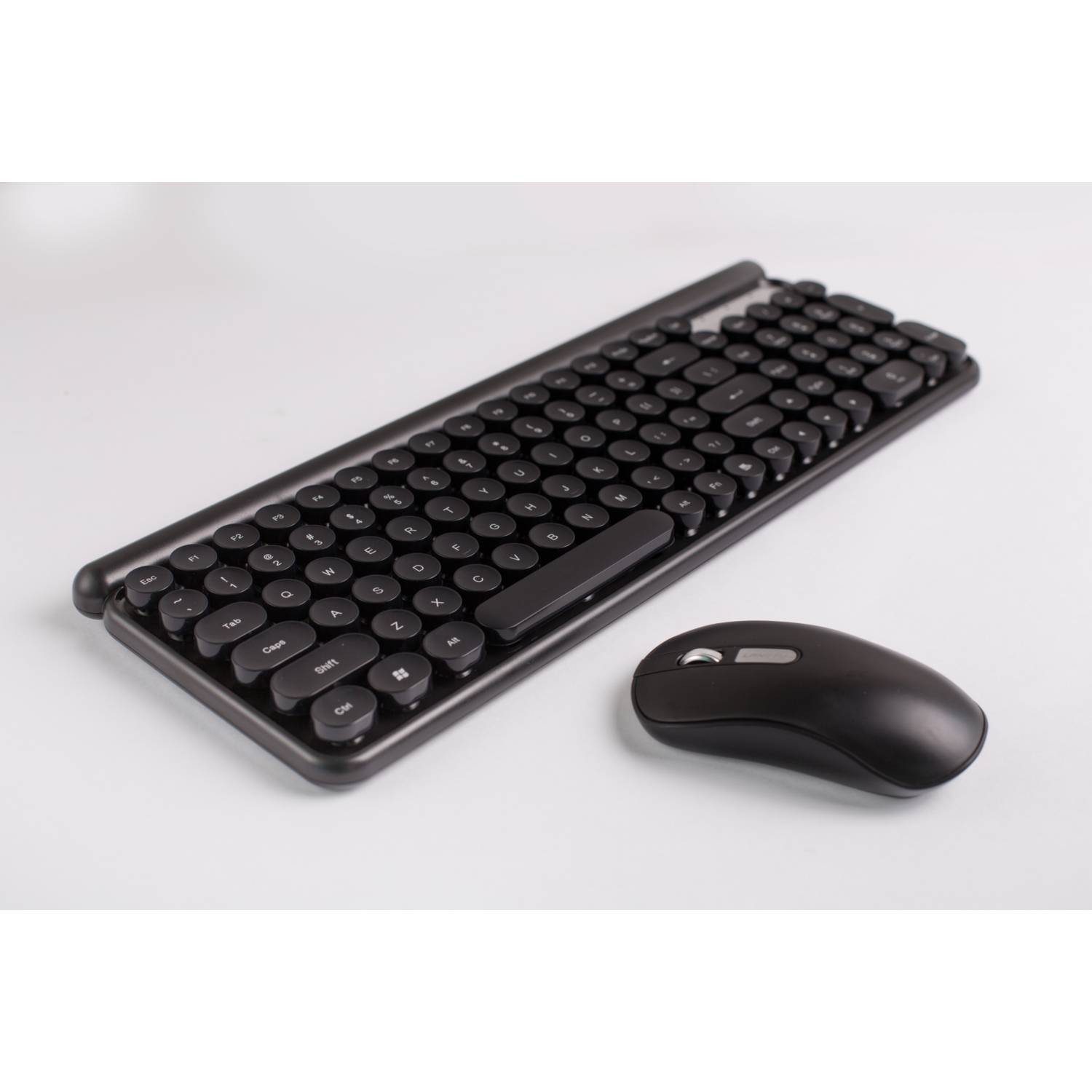 Teclado Retro Mecánico Keyboard mouse Color Negro GENERICO |