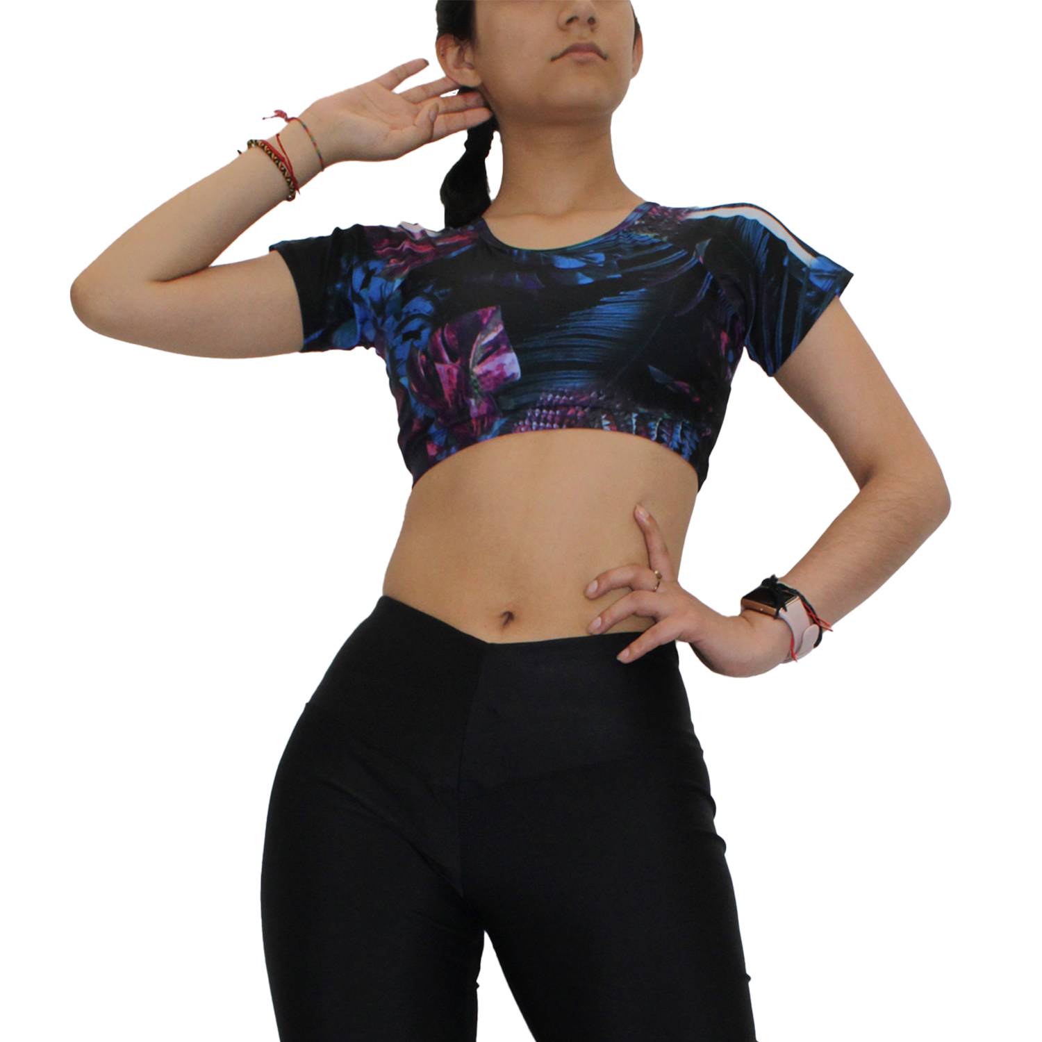 Crop top deportivo manga larga con protección UV