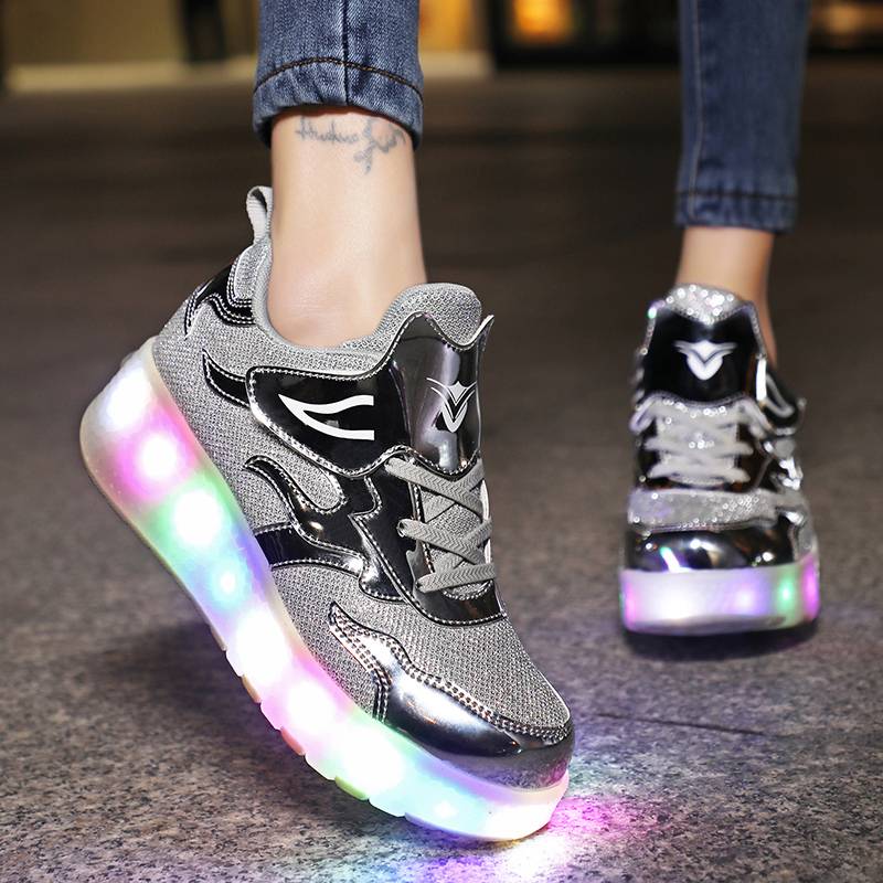 Zapatillas con ruedas y luces LED recargables con USB niñas y niños  GENERICO