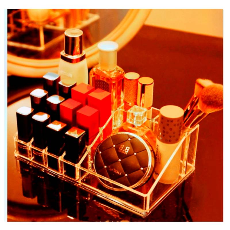 specialgifts09 - Organizador Deluxe Es un organizador de maquillaje, alta  capacidad y cuenta com espacios para los labiales y dos cajones grandes y  dos pequeños. #organizador #maquillaje #orden #buenaenergia