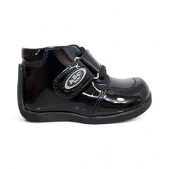 GENERICO - Zapato de Charol pegapasador semi-ortopédico Negro para bebé niño